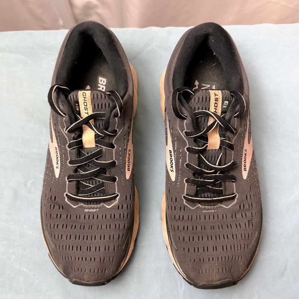 Brooks Ghost 13 Trail Running Shoes Women’s 8 Medium Gray Black Gorpcore Sneaker